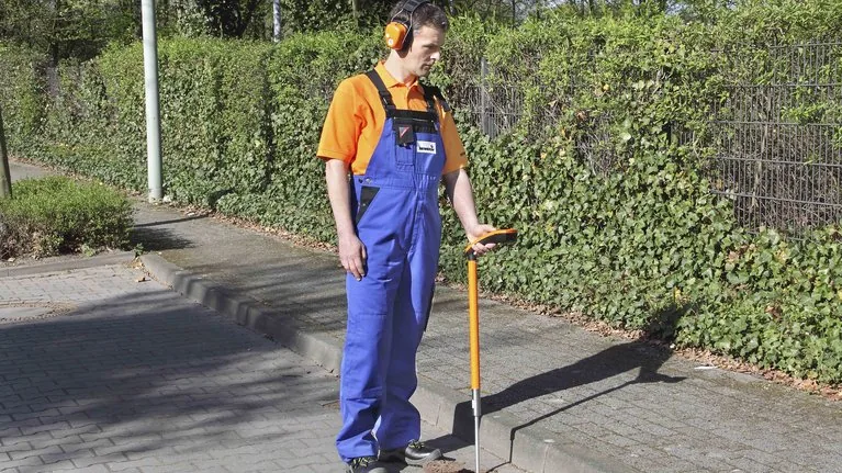 Sewerin AquaTest T10 – Varilla de escucha robusta para la prelocalización de fugas en redes de agua (foto 3) – Alfa Instrumentos
